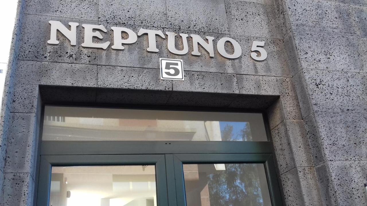 Neptuno Rooms Arrecife  Εξωτερικό φωτογραφία